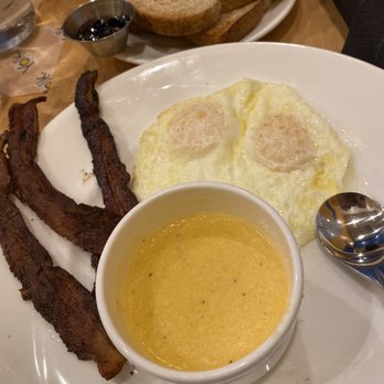 Yolk - South Loop - Protein & Eggs* - Breakfast & Brunch Near Me - Chicago, Illinois Yolk - South Loop - Protein & Eggs* - Breakfast & Brunch Near Me - Chicago, Illinois