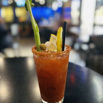 The Star Bar - Sunday morning football with a beautiful Bloody Mary - Dive Bars Near Me - Los Angeles, California The Star Bar - Sunday morning football with a beautiful Bloody Mary - Dive Bars Near Me - Los Angeles, California