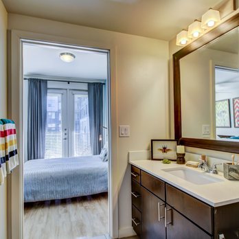 Elan East Apartments - Elan East Model Bathroom - Apartments Near Me - Austin, Texas Elan East Apartments - Elan East Model Bathroom - Apartments Near Me - Austin, Texas