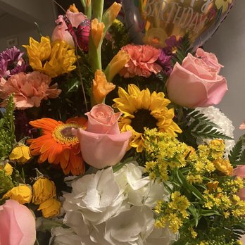Fadi's Flower Place - Florists Near Me - Azusa, California