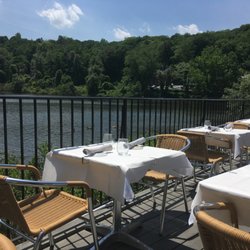 Gatsby's Landing - Outdoor Seating