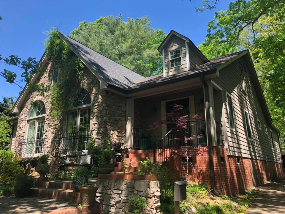 Slide of B&C Siding Company