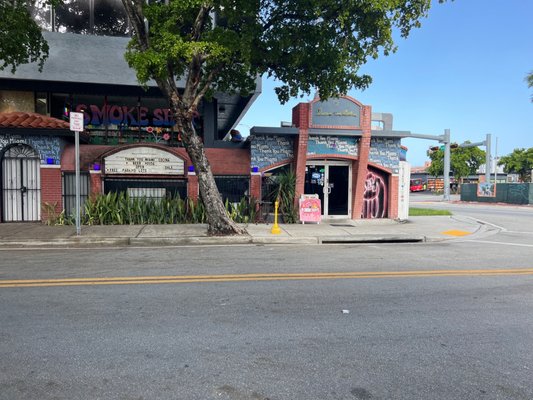 1701 W Flagler St by null
