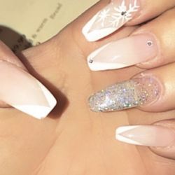 New 90s Nails