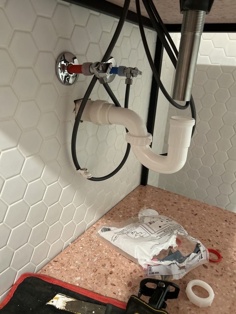 Slide of AAMC Chinos Plumbing and Handyman Services