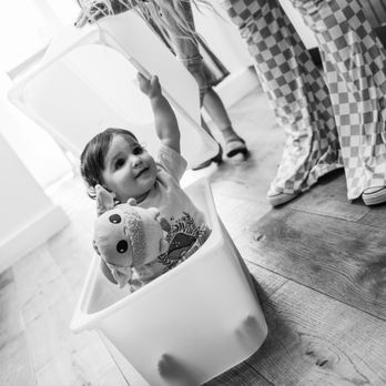Patyaka Julia - family documentary photography lifestyle photo video - Session Photography Near Me