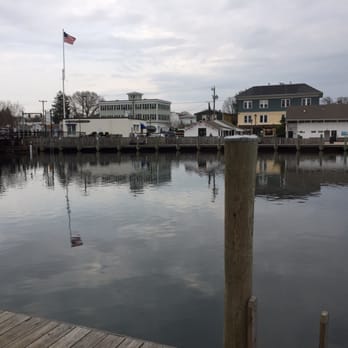 Steamboat Inn - Bed & Breakfast Near Me - Mystic, Connecticut
