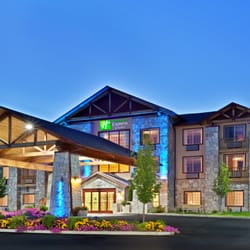 Holiday Inn Express & Suites Cheney