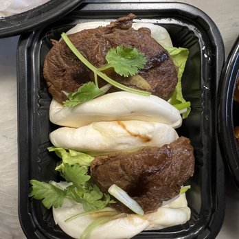 Dumpling Den - Pork Belly Mini Bao (2pcs) - Shanghainese Near Me - Fort Lee, New Jersey Dumpling Den - Pork Belly Mini Bao (2pcs) - Shanghainese Near Me - Fort Lee, New Jersey