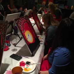 Van Gogh & Vino - Folks diligently creating