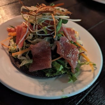 El Pescado Ciego - tostada de Atún, tuna - Seafood Near Me - Cancún, ROO El Pescado Ciego - tostada de Atún, tuna - Seafood Near Me - Cancún, ROO