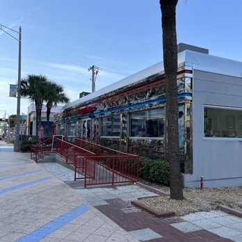 Starlite Diner - Outside - Diners Near Me - Daytona Beach, Florida Starlite Diner - Outside - Diners Near Me - Daytona Beach, Florida