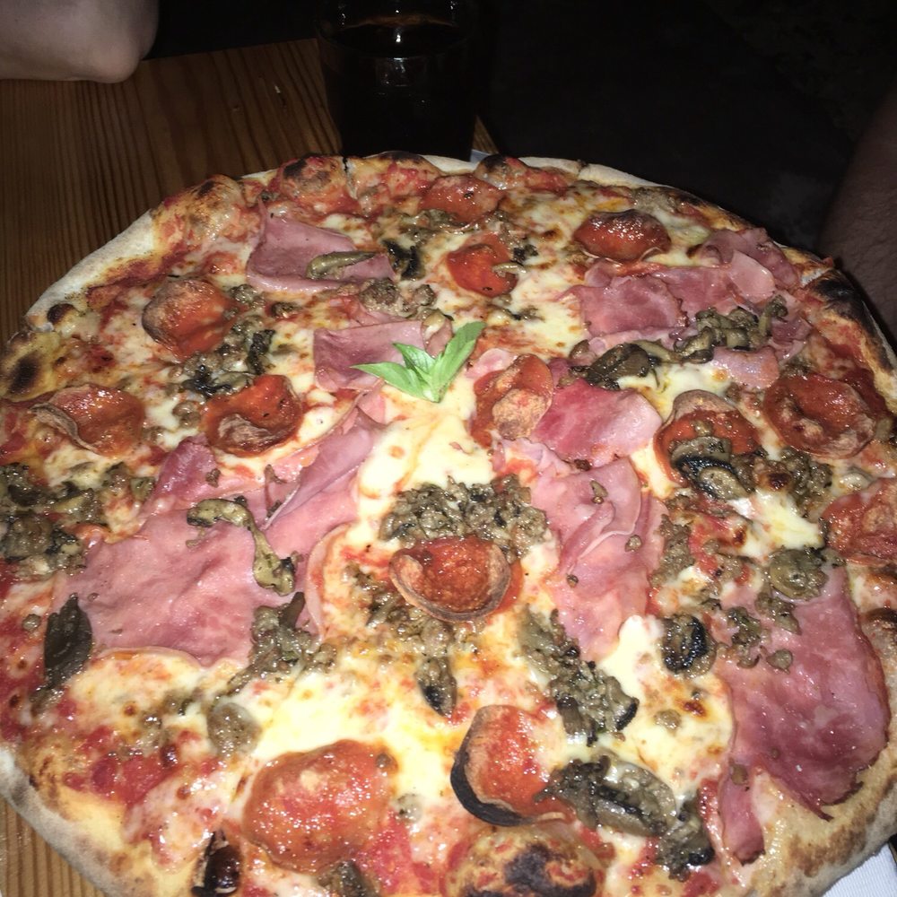 Chacabar - Mouthwateringly good pizza! - Mexican Near Me - Tulum, ROO