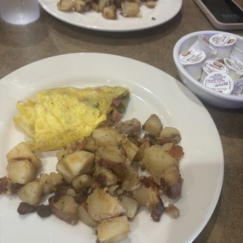 Alamo Cafe - American Near Me - Alamo, California
