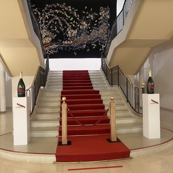 Maison Mumm - Wine Tours Near Me - Reims, 51