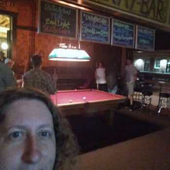 Murray Bar - Pool tables - Dive Bars Near Me - Livingston, Montana