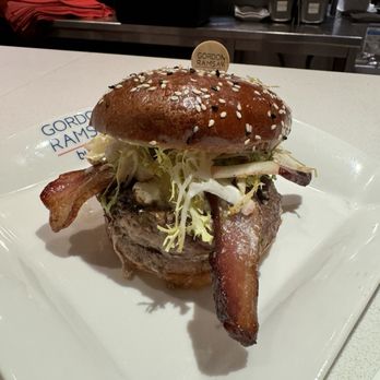 Gordon Ramsay Burger Las Vegas - Burgers Near Me - Las Vegas, Nevada