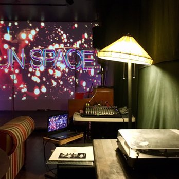 Sun Space - Cozy and super chill. What a great place for a weeknight hang!! - Music Venues Near Me - Los Angeles, California