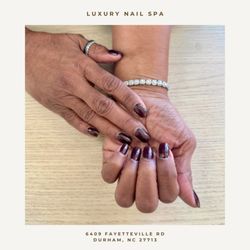 Luxury Nail Spa - Gel manicure