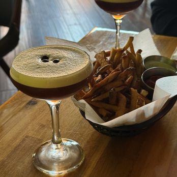 The Summit - Espresso martinis & fries - Cocktail Bars Near Me - Pittsburgh, Pennsylvania