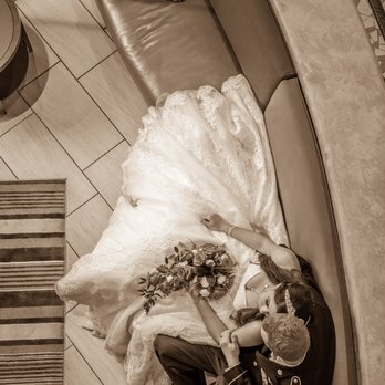 Dham Khalsa Photography - We love getting creative with every wedding. - Session Photography Near Me