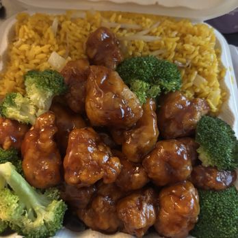 Peter's Carryout - General Tso Chicken combo platter - Chinese Near Me - Upper Marlboro, Maryland Peter's Carryout - General Tso Chicken combo platter - Chinese Near Me - Upper Marlboro, Maryland