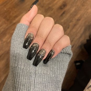 I Nail Spa - full black set with steven - Nail Salons Near Me - Montclair, California