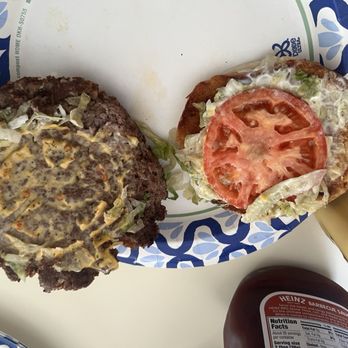Roy's Squeeze Inn - Roy's big squeeze - Burgers Near Me - Ypsilanti, Michigan