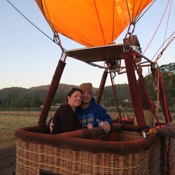Napa Valley Balloons - Our 10-Year Private Balloon tour with Pilot Igracio Lopez - Hot Air Balloons Near Me - Napa, California Napa Valley Balloons - Our 10-Year Private Balloon tour with Pilot Igracio Lopez - Hot Air Balloons Near Me - Napa, California
