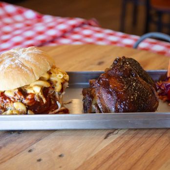 The Pig Rig BBQ - Barbeque Near Me - Wallingford, Connecticut