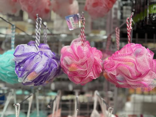 Daiso - Japanese Household Goods by null