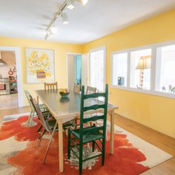The Local Nomad - Big dining table seats 8+