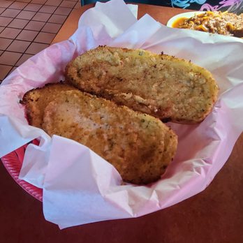 Vince's Spaghetti Express - Garlic bread ..you get 2 big pieces - Italian Near Me - Temecula, California
