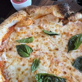 CRAFT South Miami - Margarita Pizza - Breakfast & Brunch Near Me - South Miami, Florida