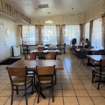 Mi Cafesito Van Ness - Inside - Cafes Near Me - Fresno, California