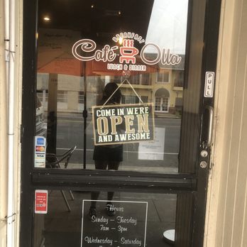Cafe De Olla - American Near Me - Burbank, California