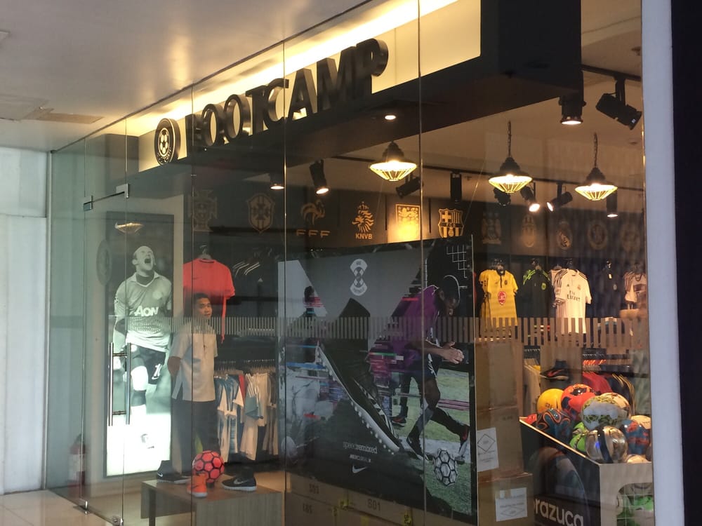 BOOTCAMP FOOTBALL SHOP Updated September 2024 3/F Regis Center, 327 Katipunan Ave, Loyola