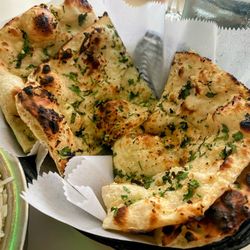 Taste of India - Garlic Naan