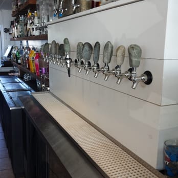 Stones Throw - Beer me! - New American Near Me - York, Maine Stones Throw - Beer me! - New American Near Me - York, Maine
