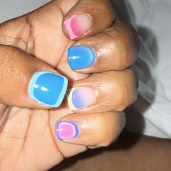 Pink Mi Up - Nail Salons Near Me - Chicago, Illinois