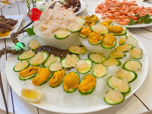 東粵海鮮酒家 Dong Yue seafood restaurant by null