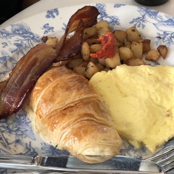 Little Hen - Breakfast & Brunch Near Me - Miami, Florida Little Hen - Breakfast & Brunch Near Me - Miami, Florida