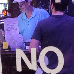 Big Shots Billiards - Dude's daughter is so fucked up he tries to fight a customer before actually double checking the math.