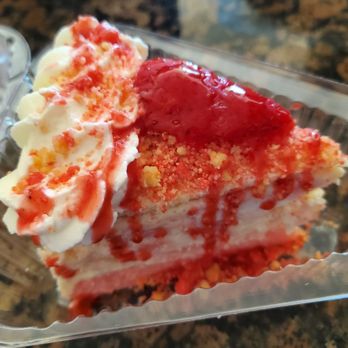 Little Cheesecake company - Strawberry Shortcake Cheesecake - Desserts Near Me - Brandon, Florida