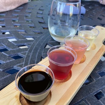 Robert Renzoni Vineyards - Wineries Near Me - Temecula, California