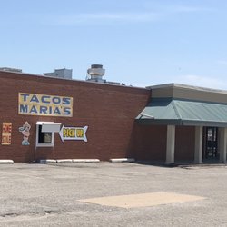 Tacos Maria - Pickup window on the west side wall