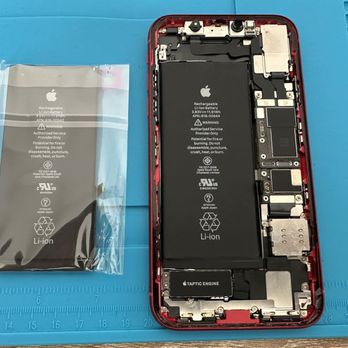 Mobilecom - iPhone 11 battery replacement - IT Services & Computer Repair Near Me - La Mesa, California Mobilecom - iPhone 11 battery replacement - IT Services & Computer Repair Near Me - La Mesa, California