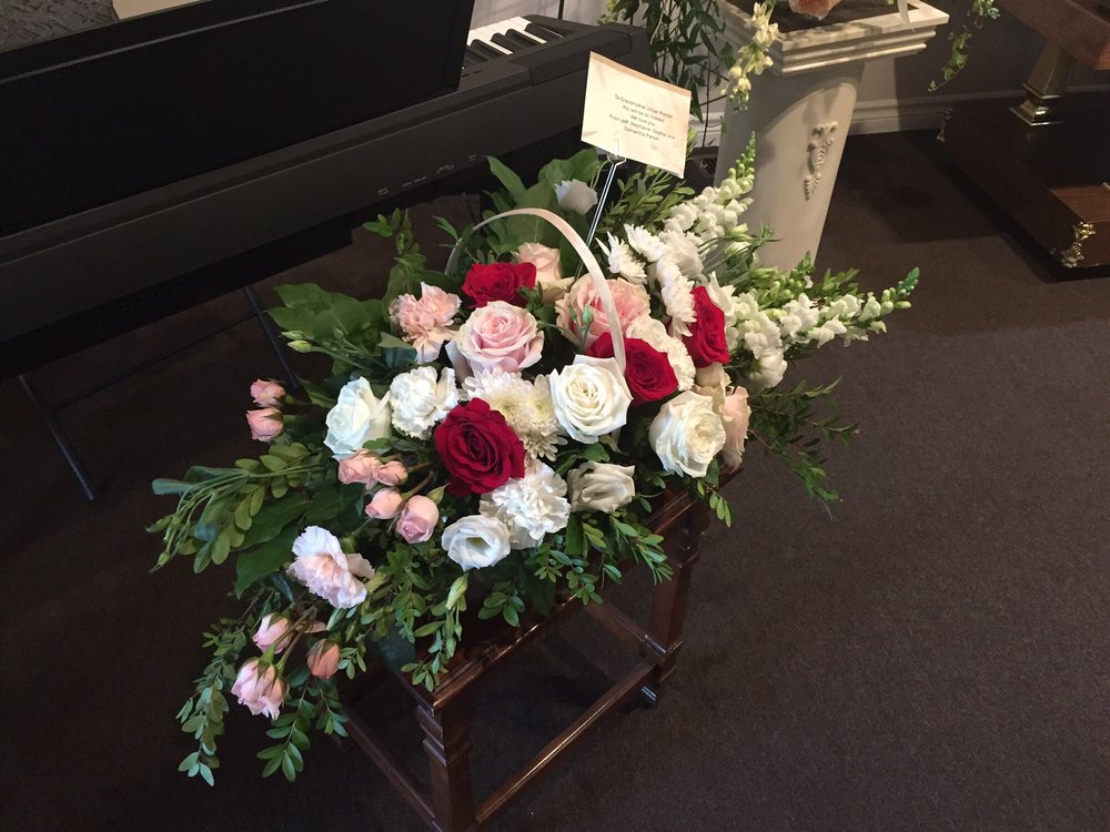 FASCINATION FLORIST Updated July 2024 30 Photos 1104 Fennell