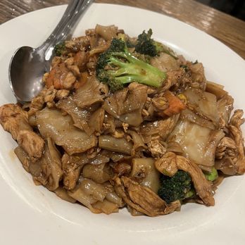 Bhan Mae Vane - Pad Se Ew - Thai Near Me - Alameda, California Bhan Mae Vane - Pad Se Ew - Thai Near Me - Alameda, California