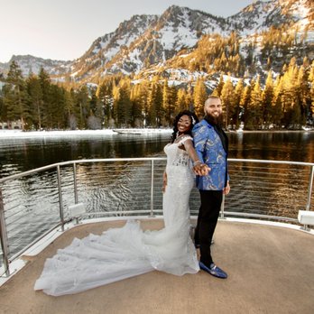 Kofilms - Wedding boat - Session Photography Near Me Kofilms - Wedding boat - Session Photography Near Me
